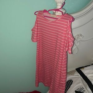 Off-the-shoulder pink shirt